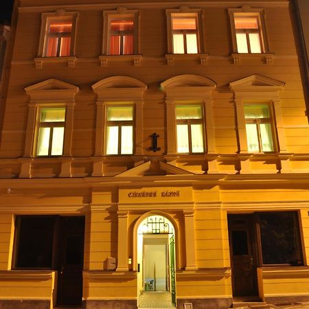 Pension Imperial Spa ยีชิน ภายนอก รูปภาพ